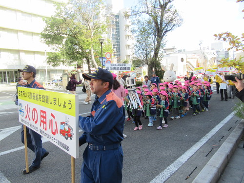 2019防火パレード (3).JPGのサムネイル画像